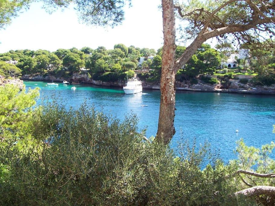Waterfront Apartment 'Maria'. Pool. Wifi Santanyí Kültér fotó