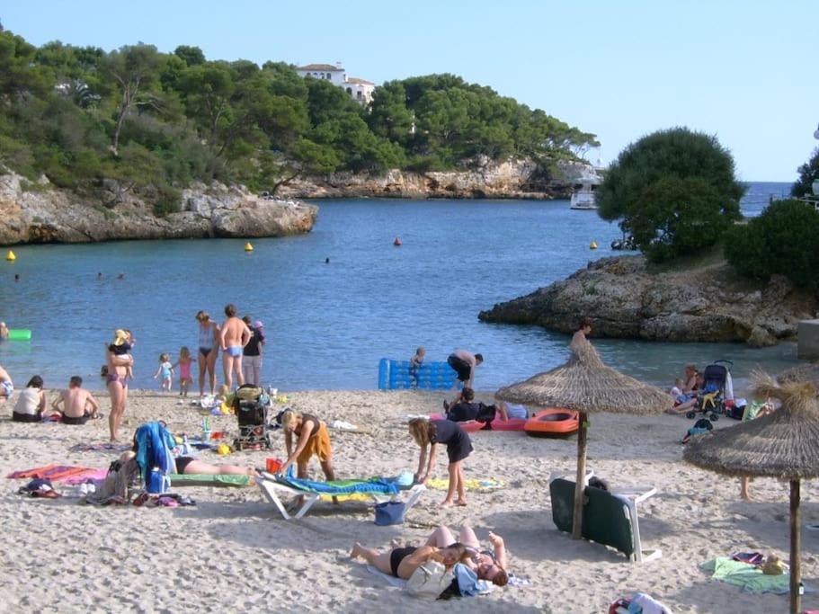 Waterfront Apartment 'Maria'. Pool. Wifi Santanyí Kültér fotó